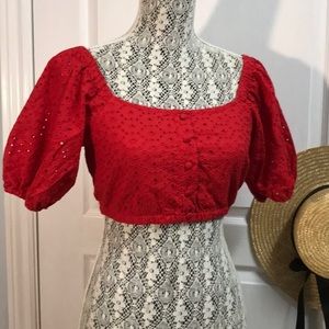 3/$30 🌺 Cropped Top - Size Small